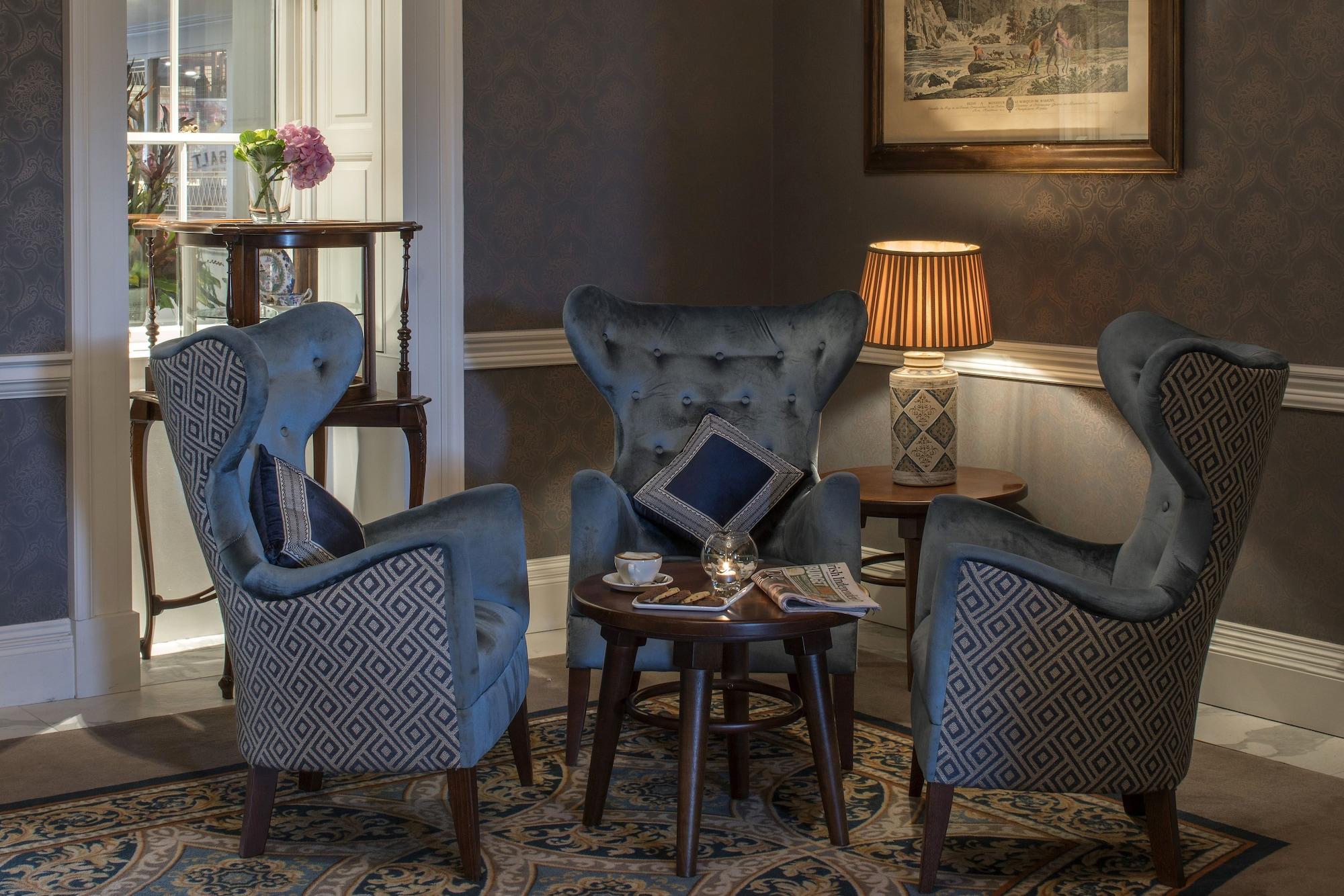 The Johnstown Estate Hotel Enfield Bagian luar foto