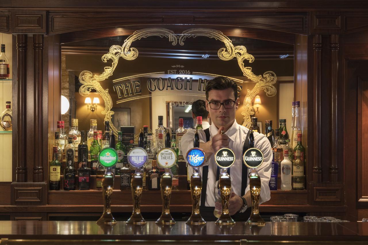 The Johnstown Estate Hotel Enfield Bagian luar foto